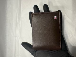 Cartera Tommy Hilfiger Marrón