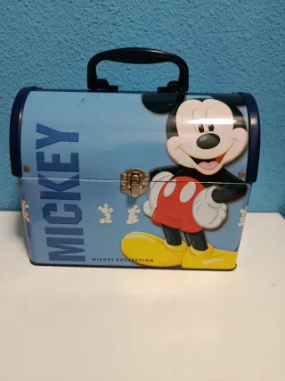 Figuras Mickey y Minnie Mouse y caba.Lote.