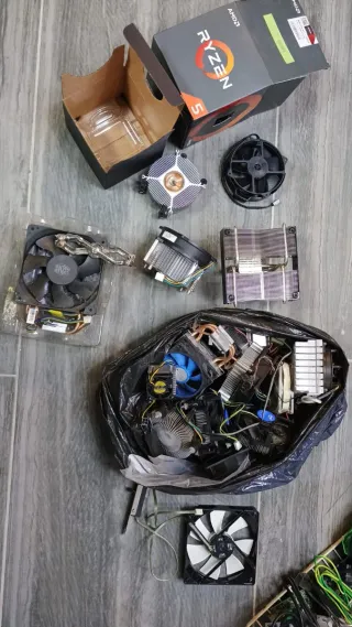 Lote disipadores y ventiladores PC