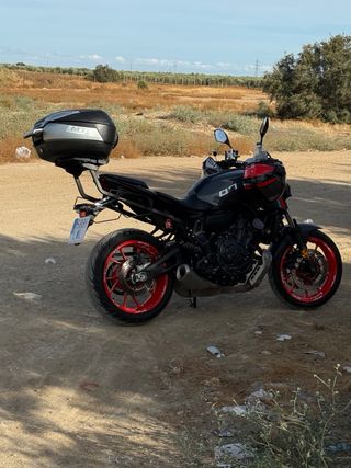 Yamaha MT-07 Naked Moto