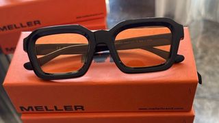 Occhiali da sole Meller neri e marroni