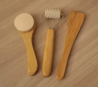 Set strumenti viso in legno