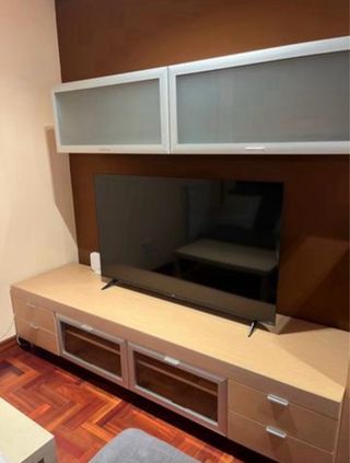 Mueble TV madera y cristal