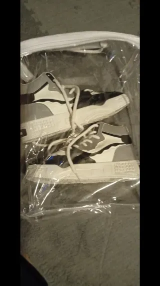 Sneakers sportive con stelo alto taglia 38.5