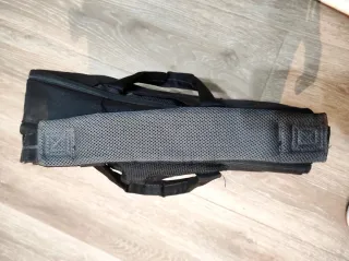 Maletín grande Dell para portátil.