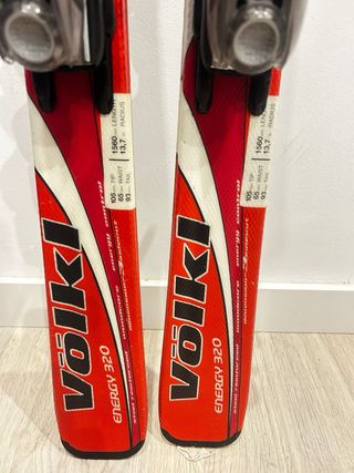 Esquís Volkl Energy 320 con fijaciones