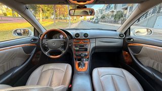 Mercedes-Benz  CLK 2004