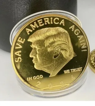 Moneda Chapada Oro Trump Save America