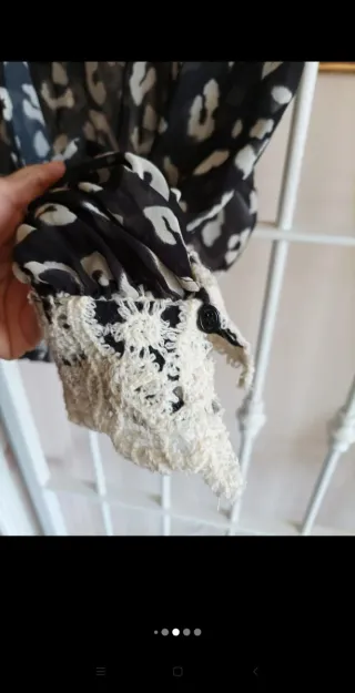 Blusa Denny Rose fantasia leopardata