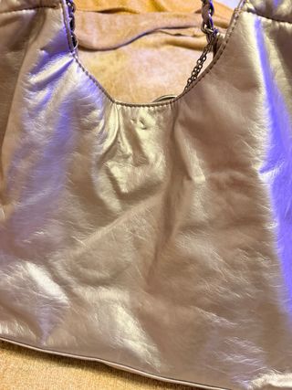 Bolso hobo lila metalizado