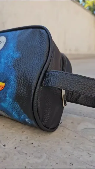 Pochette One Piece Luffy Gear 5 dipinta