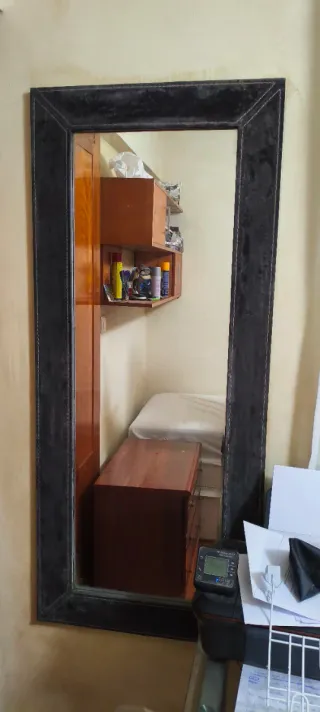 Espejo Marco Negro y Madera Ikea