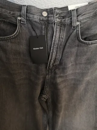 Pantalones vaqueros Massimo Dutti grises