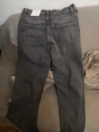 Pantalones vaqueros Massimo Dutti grises