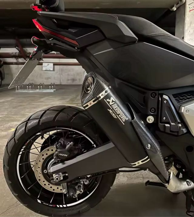 Escape Honda X-ADV 750