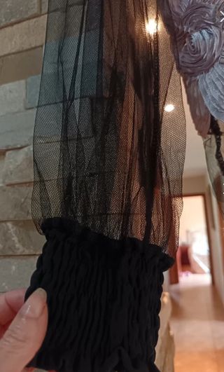 Blusa floral bordada