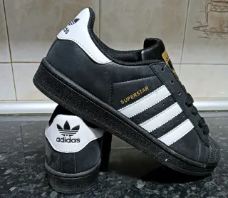 Adidas Superstar Negras Talla 42