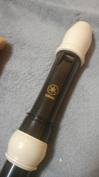 Flauta Yamaha Alto YRA-302B III con funda