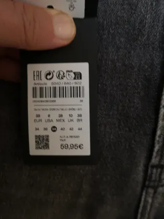 Pantalones vaqueros grises