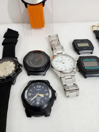 Lote 10 Relojes Colección/Piezas todos 22 €