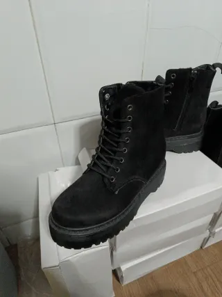 Stivali da donna NUOVI