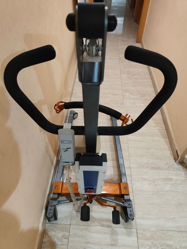 Grúa movilidad reducida