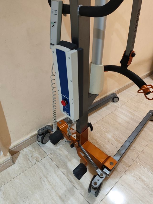 Grúa movilidad reducida