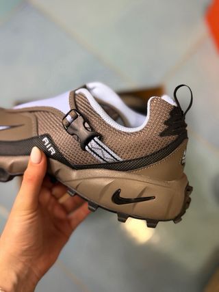 Nike ACG Phassad Scarpa Marrone