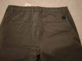 Pantalón Álvaro Moreno verde oliva talla M
