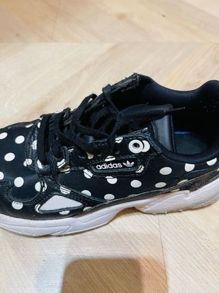 Zapatillas Adidas Falcon lunares