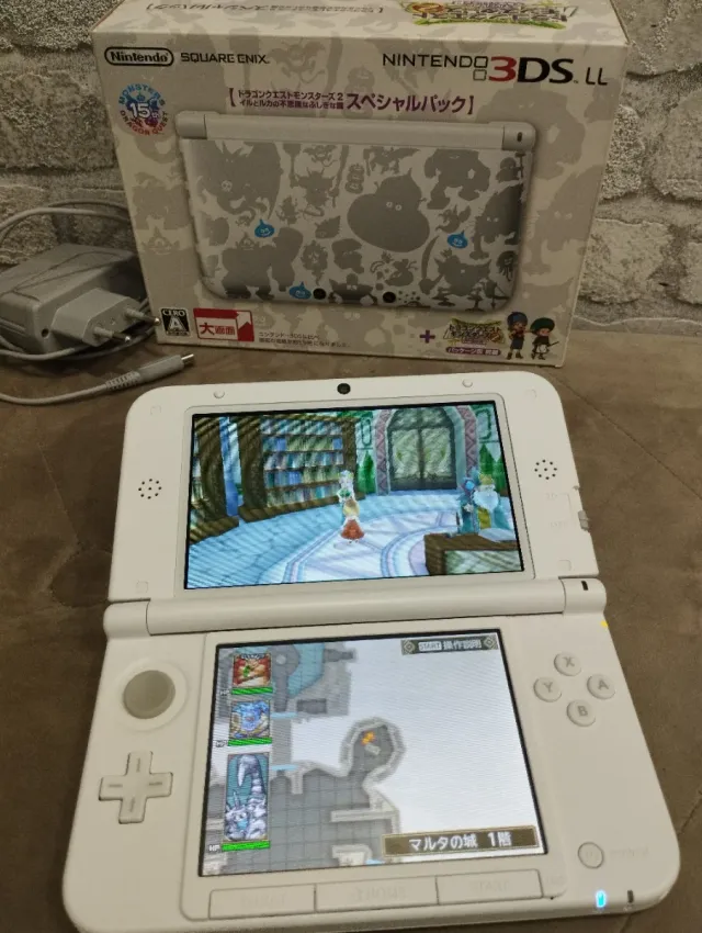 Nintendo 3DS LL Dragon Quest Edición Especial