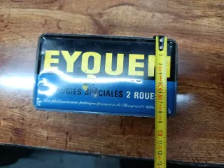 Cajas de bujías EYQUEM y HITACHI