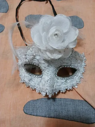 Máscara Veneciana Fiesta Blanco y Plata