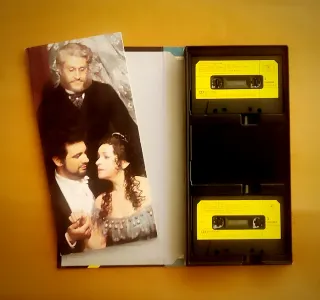 La Traviata - Verdi - 2 Cassettes