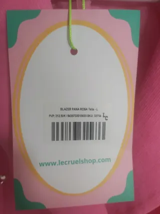 Conjunto Le Cruel Traje Rosa y Camiseta Negra