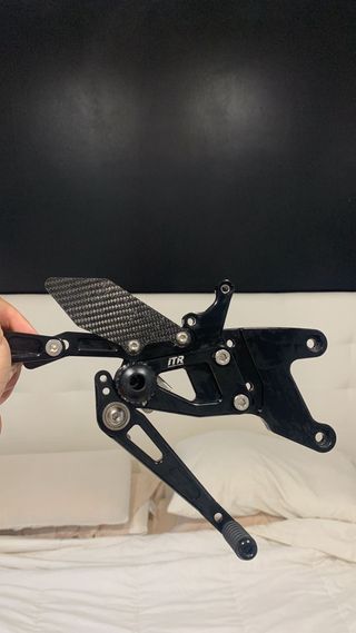 Estriberas retrasadas ITR Yamaha R1 2015/2019