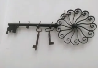 Colgador de llaves decorativo