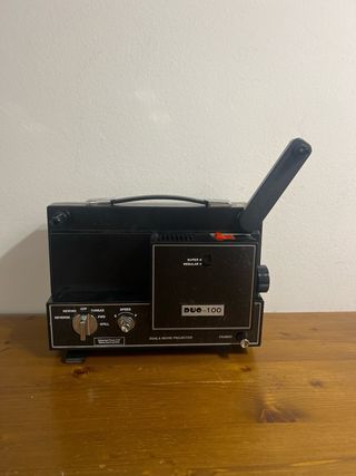 Proyector Super 8/Regular 8 DUO-100