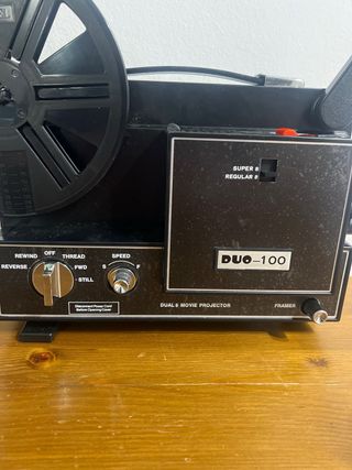 Proyector Super 8/Regular 8 DUO-100