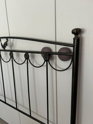 Cabecero de cama de forja negro