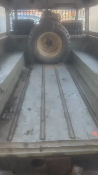 Land Rover santana 74