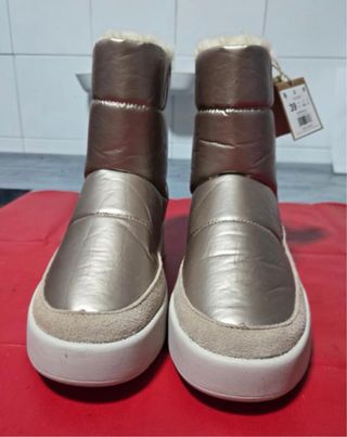 Botas Gioseppo Invierno Talla 39 Doradas
