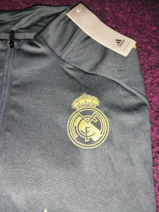 Chándal Real Madrid Adidas Negro y Amarillo 25/26