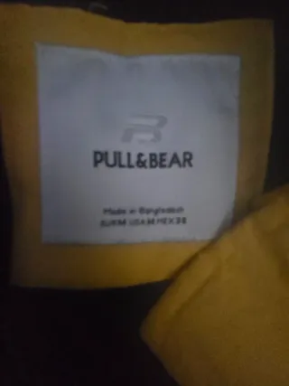 Chaqueta Pull&Bear Anorak Amarilla y Negra Talla M