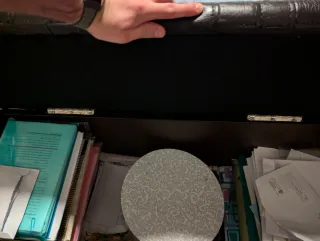 Baúl de almacenamiento forrado marrón