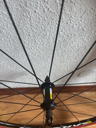 Rueda Mavic para Bicicleta de Carretera