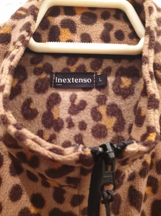 Chaqueta polar in extenso estampado leopardo