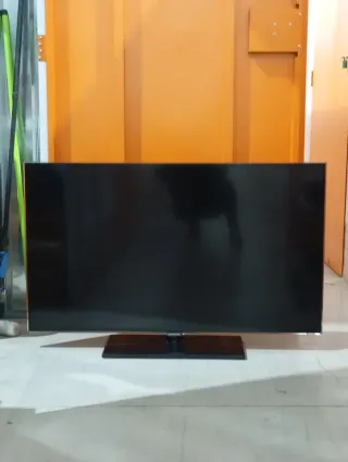 TV Samsung 48 Negra