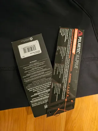 Peto Fox Defend Fire Negro