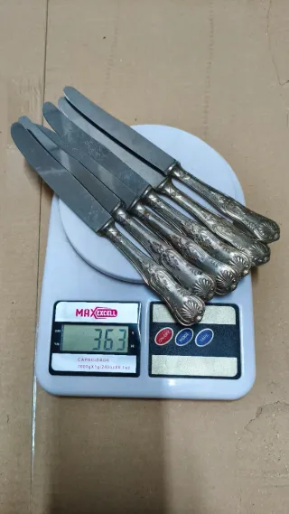 Set 6 Coltelli ARG. 800